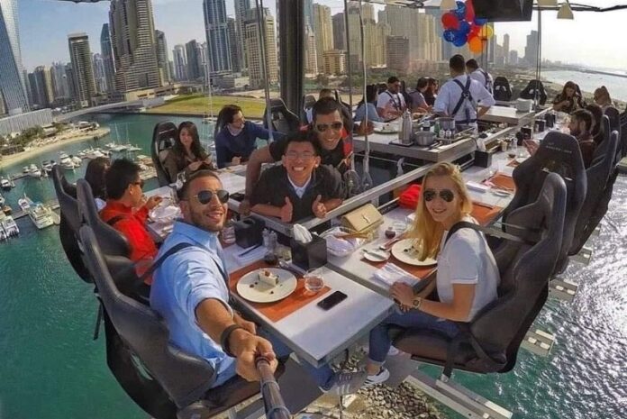 Dinner-in-the-Sky-Dubai